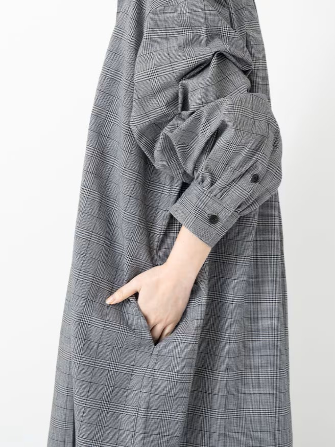 Veritecoeur Front Yoke Dress