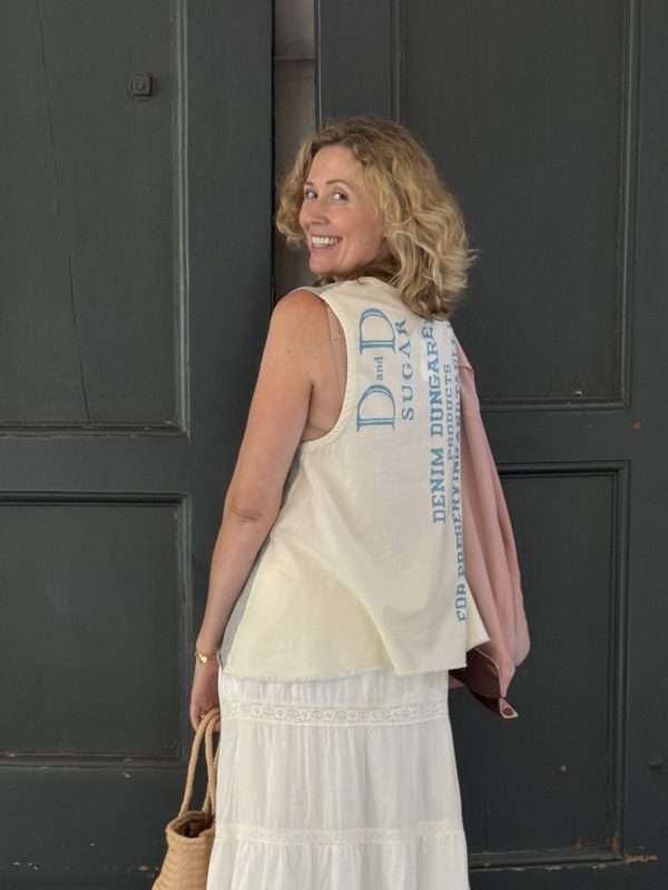 24 Sleeveless Tee
