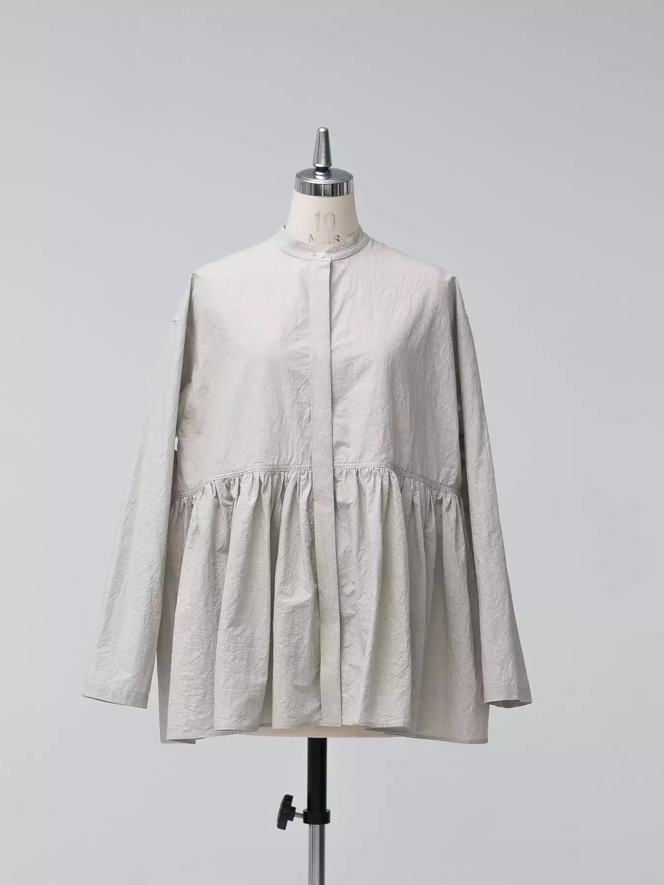 KAGURE Gathered-Waist Blouse